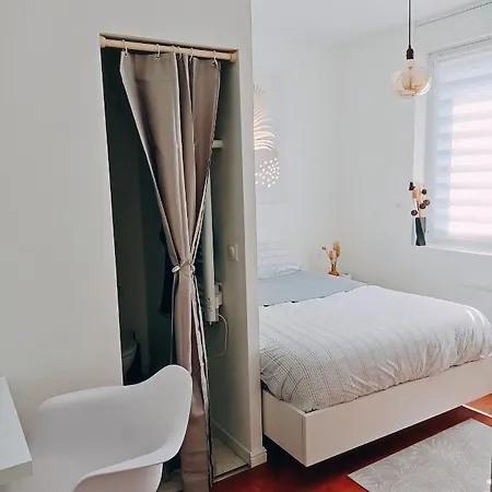 Irziana - Au Jardin D'henriville 3* Αμιάν