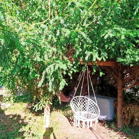 Guest house Irziana - Au Jardin D'henriville *