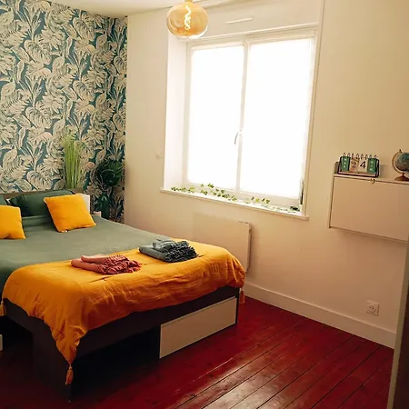 Πανσιόν Irziana - Au Jardin D'henriville