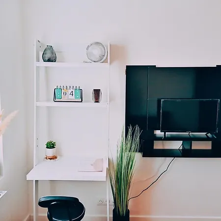 Irziana - Au Jardin D'henriville 3*