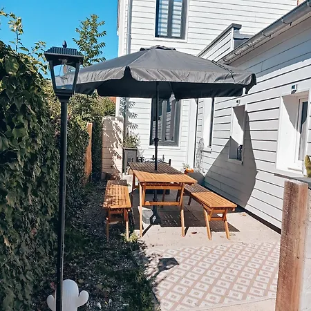 Guest house Irziana - Au Jardin D'henriville Amiens
