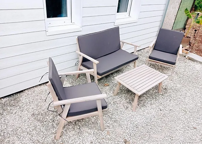 Guest house Irziana - Au Jardin D'henriville