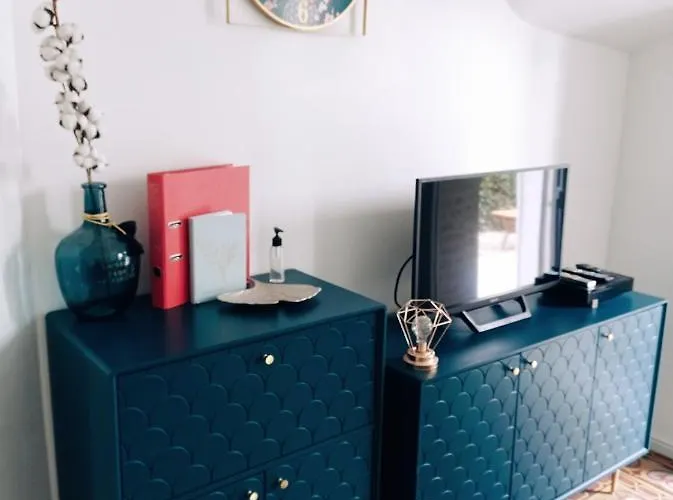 Irziana - Au Jardin D'henriville 3*